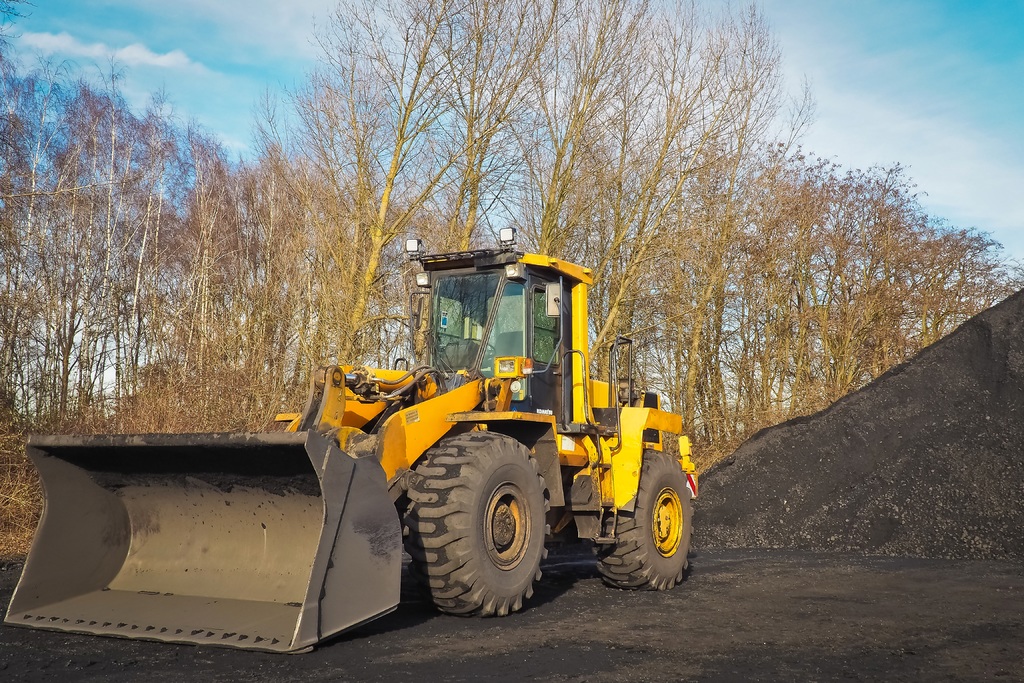 work-tree-technology-tractor-asphalt-transport-1372939-pxhere.com